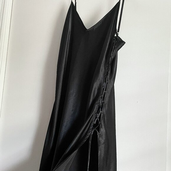Victoria’s Secret VTG Satin Maxi Slip Dress Size L Black Gown Open Lace Up Sides - Picture 7 of 14